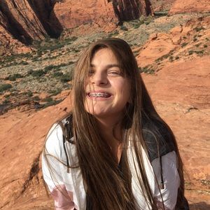 Meet your Posher, Connie